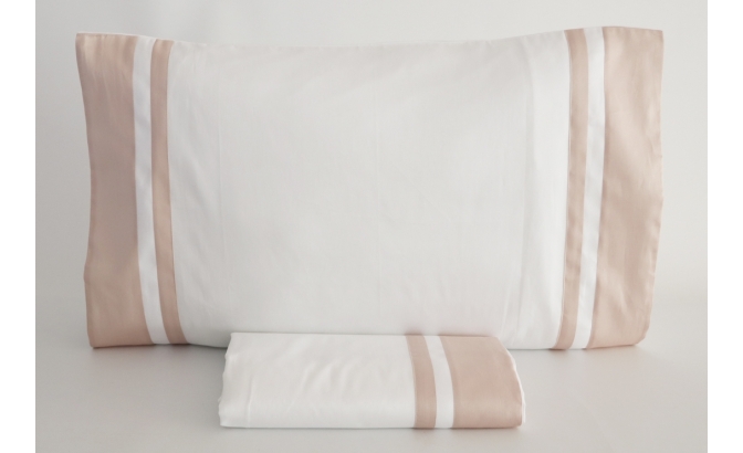 drap de dessus avec oreillers 300...