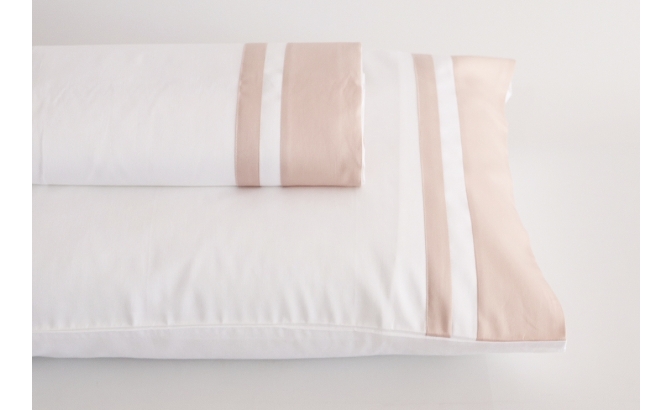 drap de dessus avec oreillers 300...