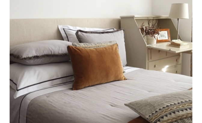 Edredón F.Alasca gris