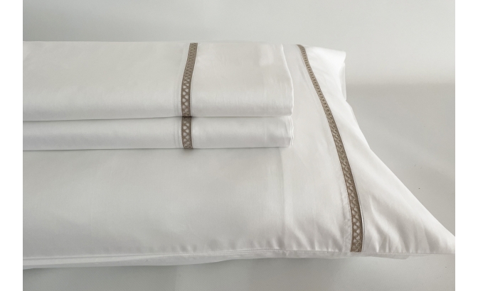 Drap de dessus avec oreillers C/BRO R3