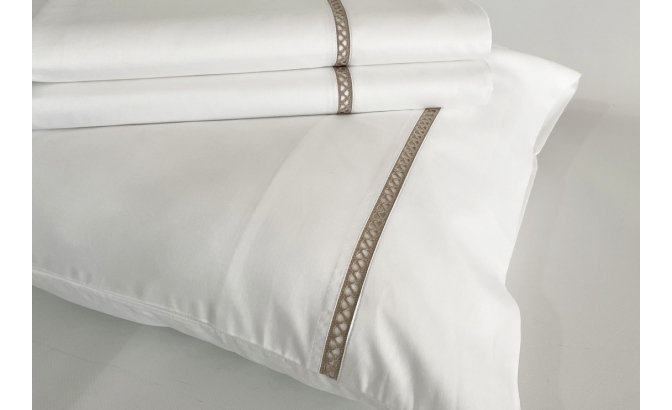 Drap de dessus avec oreillers C/BRO R3