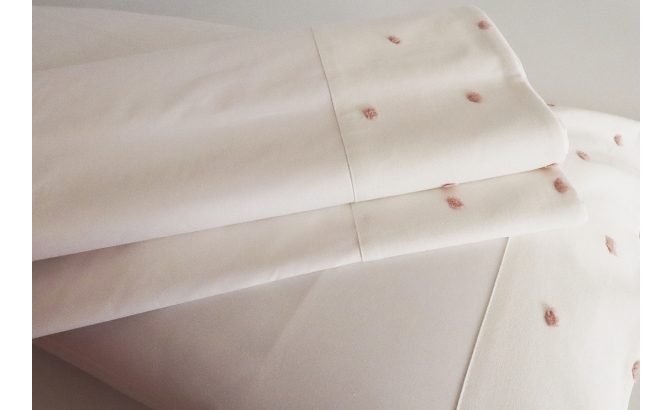 Drap de dessus avec oreillers percale...