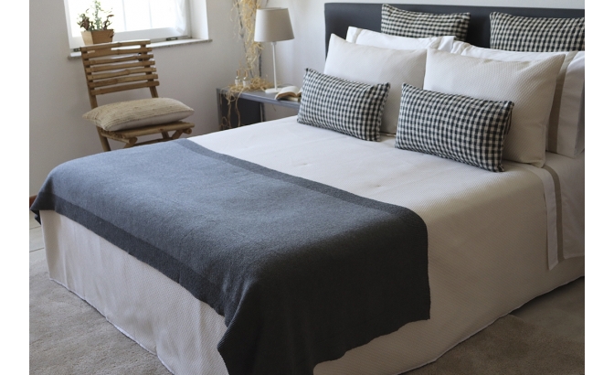 Edredón Marseille beige