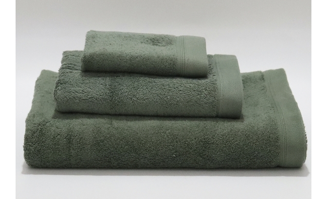 Toallas verde oscuro