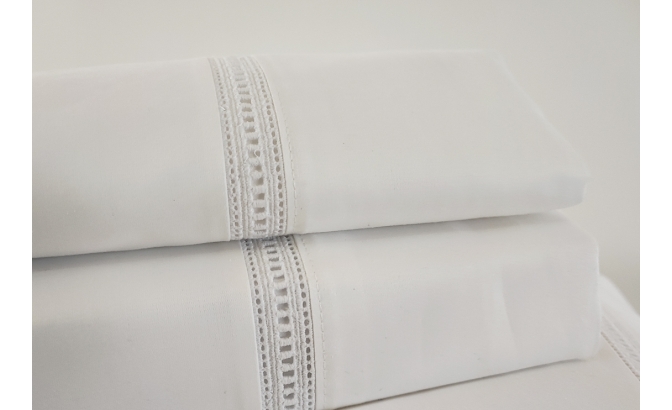 Drap de dessus avec oreillers SATIN...