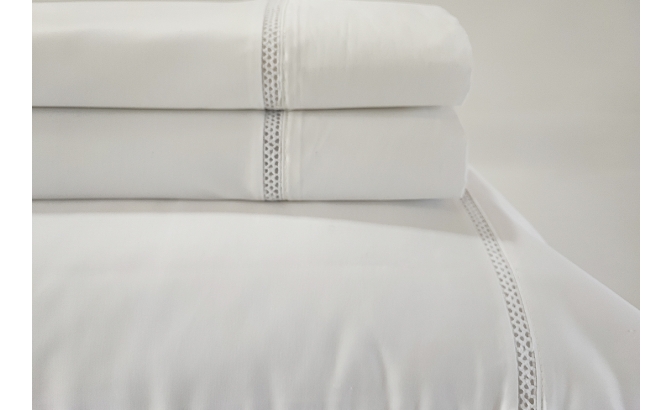 Drap de dessus avec oreillers SATIN...