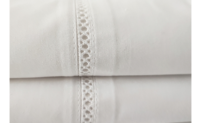 Drap de dessus avec oreillers percale...