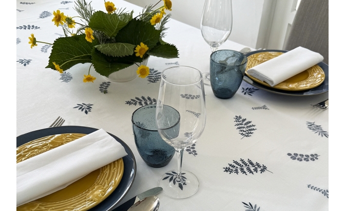 Toalha de mesa Raminhos azul