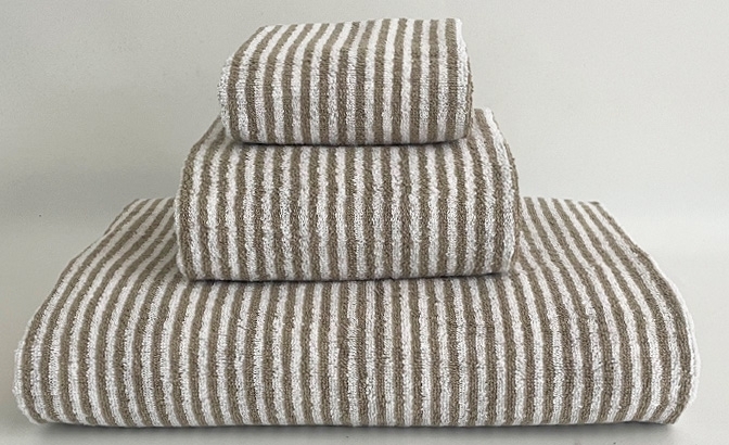 Toallas stripes marrón
