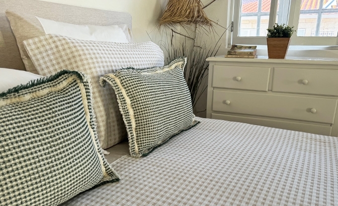 Conjunto saco edredão Vichy bege