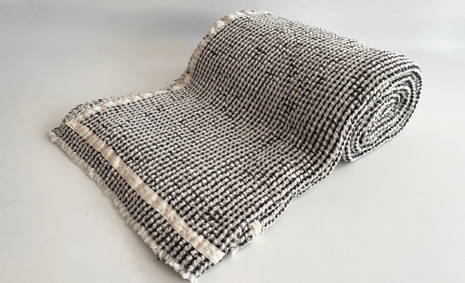 Couverture Krabi Gris