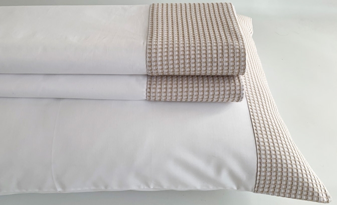 Drap de dessus avec oreillers percale...