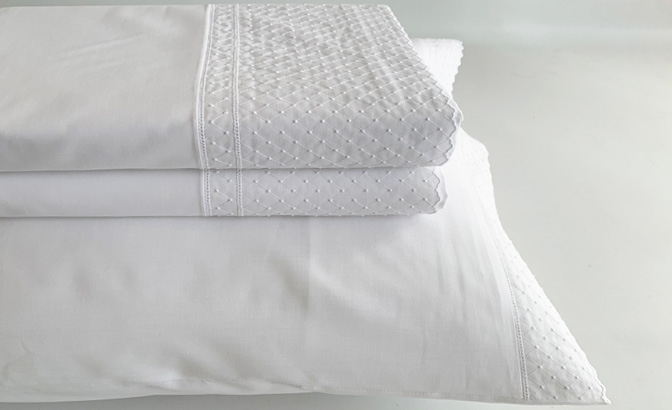 Top sheet with pillows...