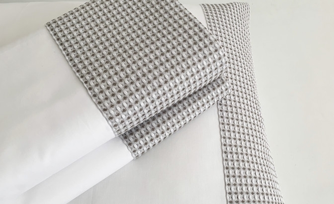 Drap de dessus avec oreillers percale...