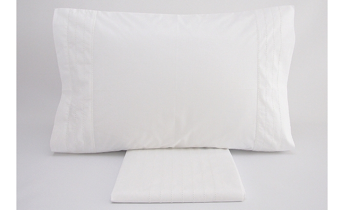 Drap de dessus avec oreillers percale...