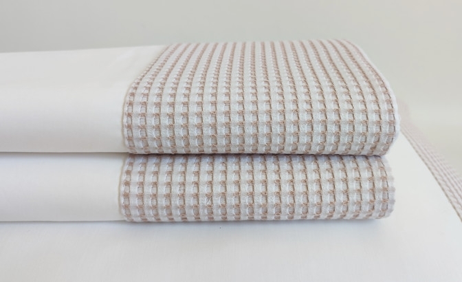 Lençol de cima c/almofadas em 200...