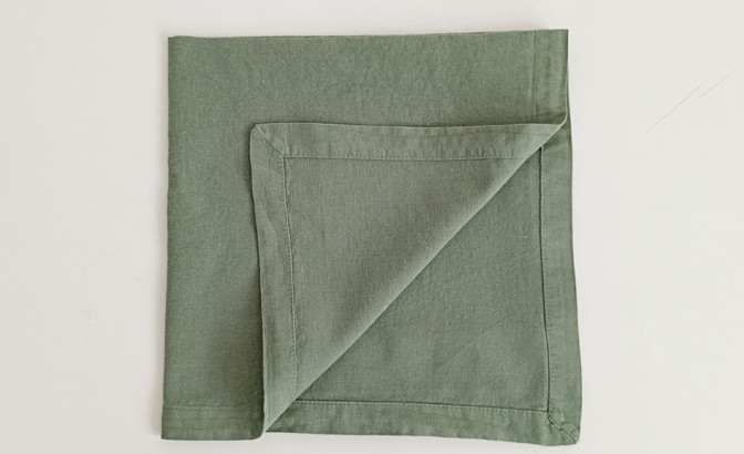 Santi green napkin