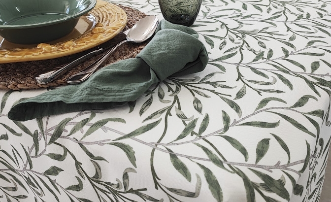 Tablecloth Raminhos green