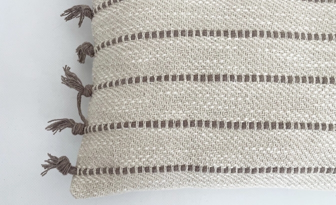 Cojin Riscas Bege Taupe