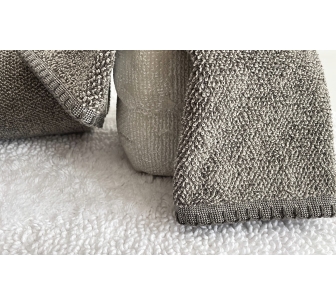 Misto bold gris