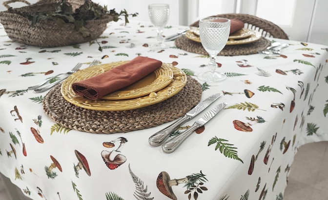 Toalha de mesa antimancha...