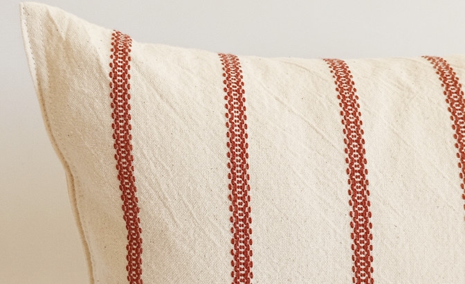 Cushion Rebecca brick