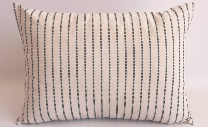 Coussin Orla rayures vertes
