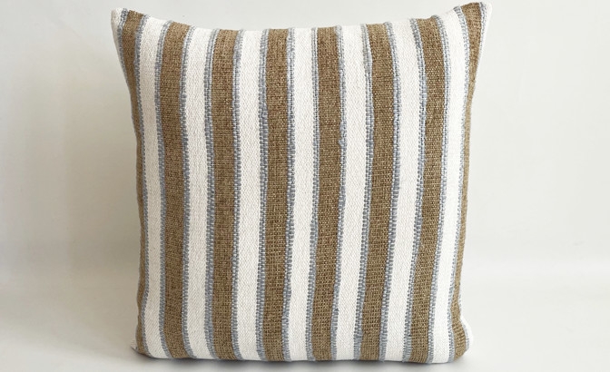 Cojin Riscas azul/beige