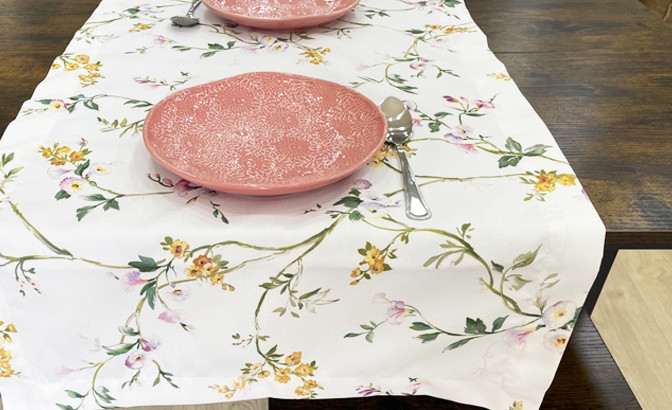 Table runner Provence