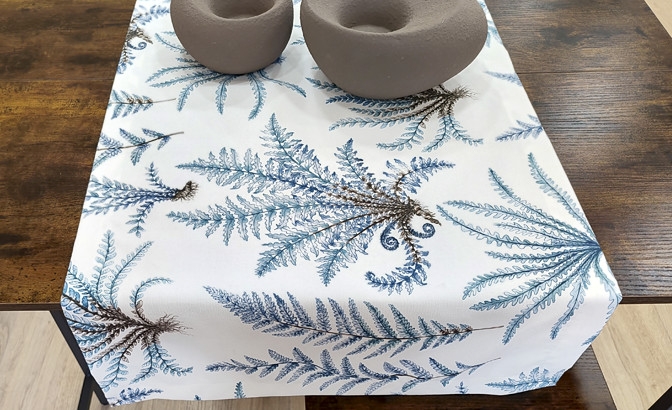 Caminho de mesa Mini Fetos azul