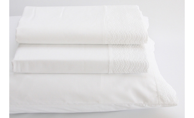 Sabana encimera c/almohadas...